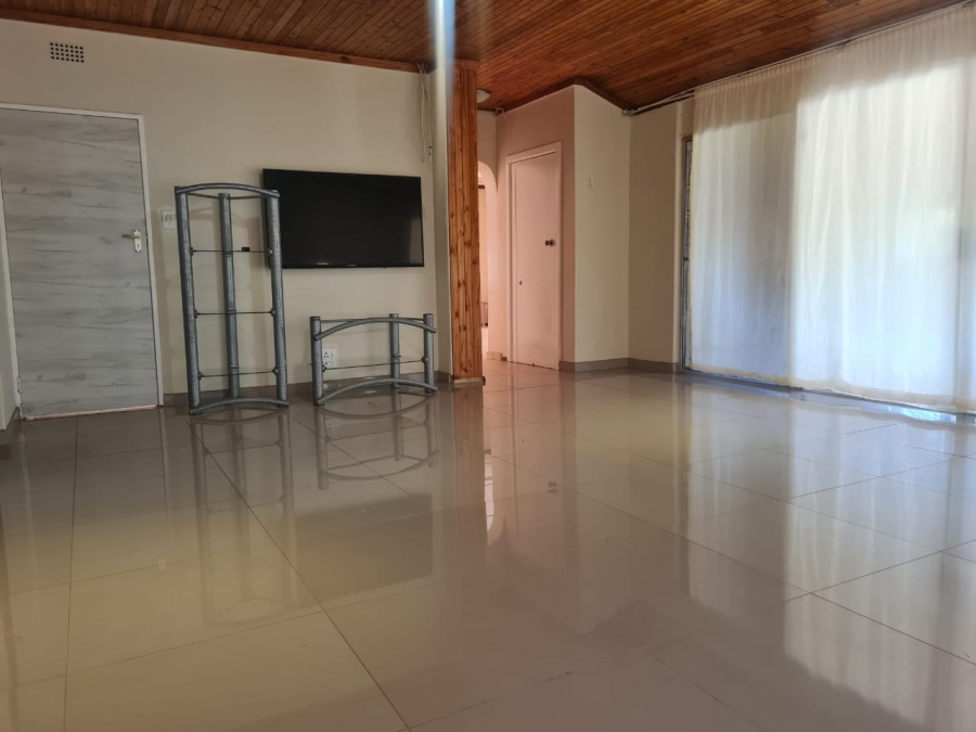 4 Bedroom Property for Sale in Stilfontein Ext 4 North West